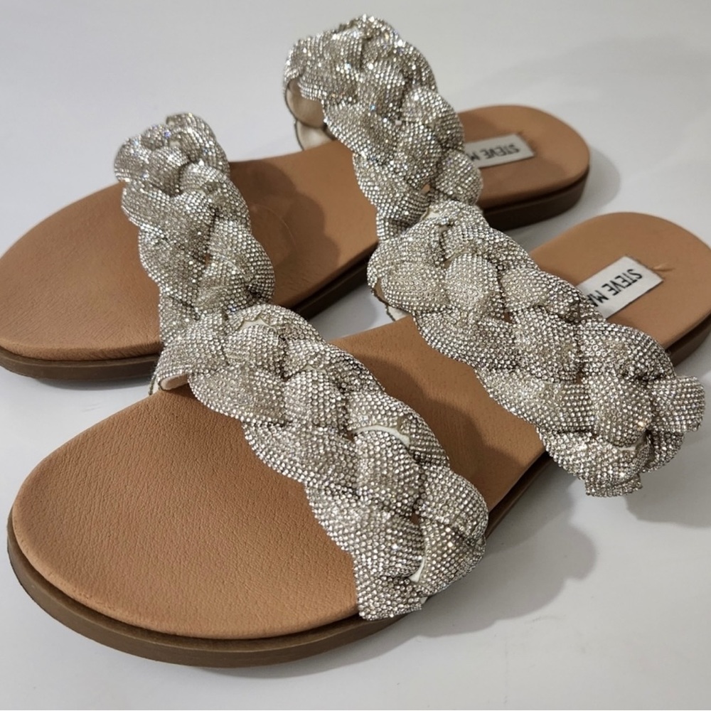 Steve Madden Rhinestone Slides Sandals. Estimated size 8 or 8 1/2